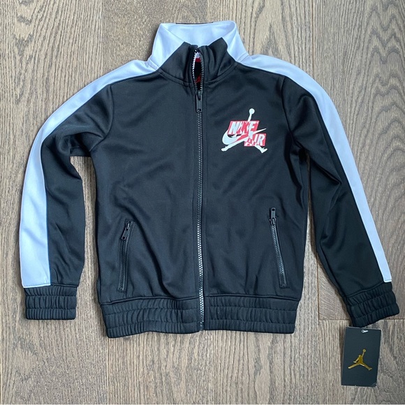 NWT Jordan Nike Air Boys Track Jacket - Size 5 - Picture 1 of 3